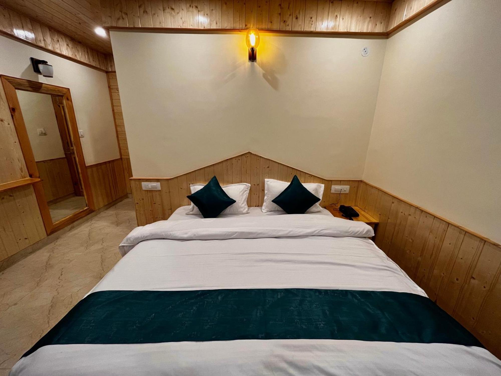 Hotel Mid Orchard Kasol L River Side -Pure Veg Hotel מראה חיצוני תמונה