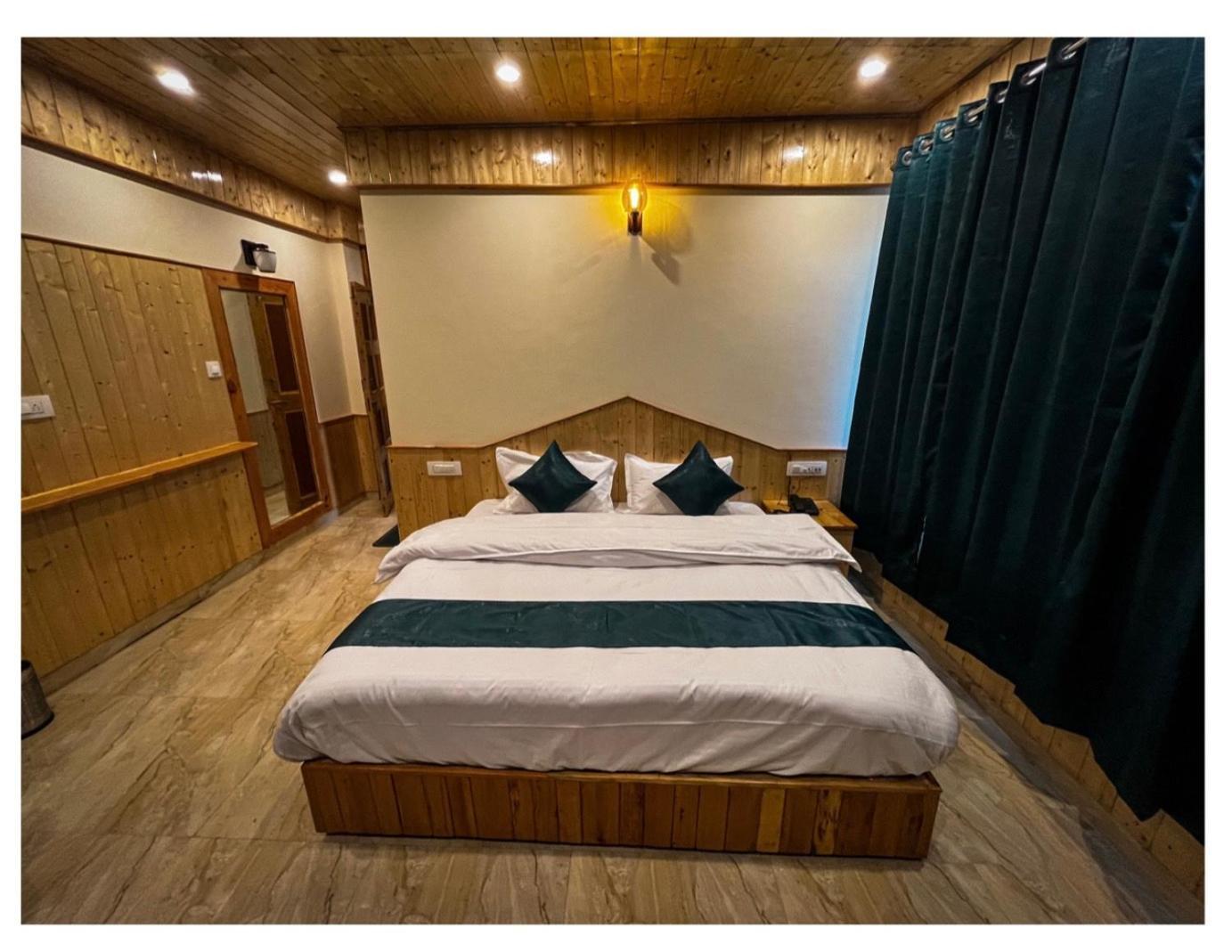 Hotel Mid Orchard Kasol L River Side -Pure Veg Hotel מראה חיצוני תמונה
