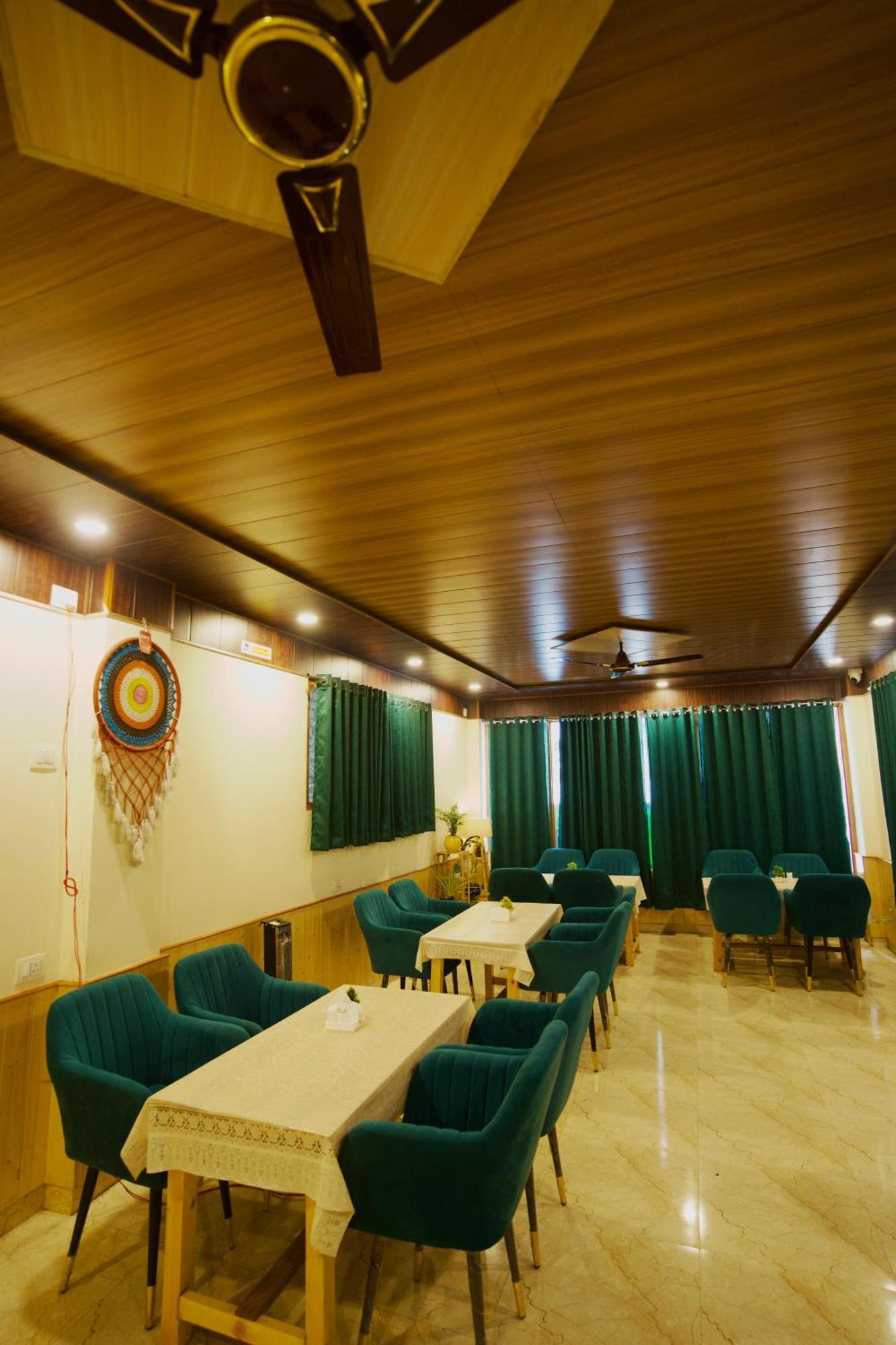Hotel Mid Orchard Kasol L River Side -Pure Veg Hotel מראה חיצוני תמונה