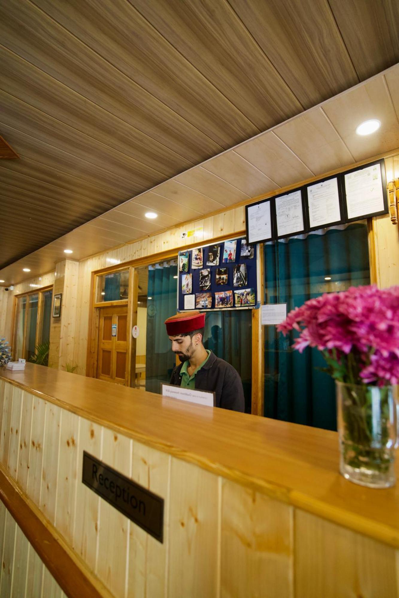 Hotel Mid Orchard Kasol L River Side -Pure Veg Hotel מראה חיצוני תמונה